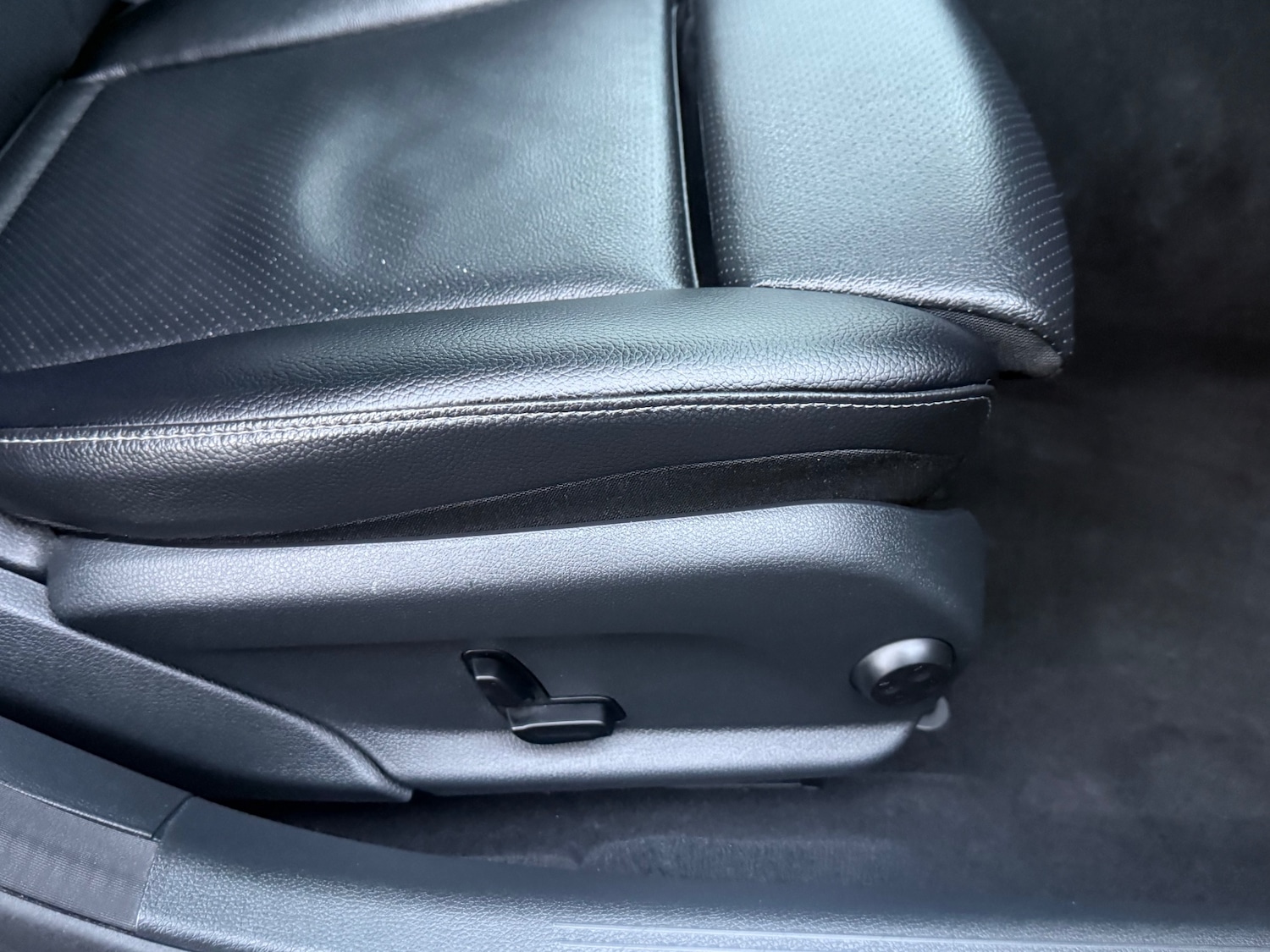 Used Mercedes-Benz C Class 2017 for sale - 76392083: Photo 29