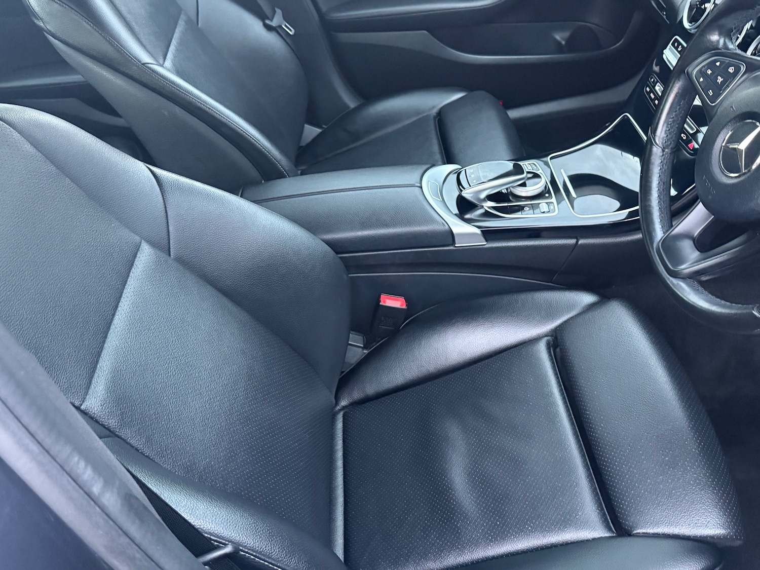 Used Mercedes-Benz C Class 2017 for sale - 76392083: Photo 33