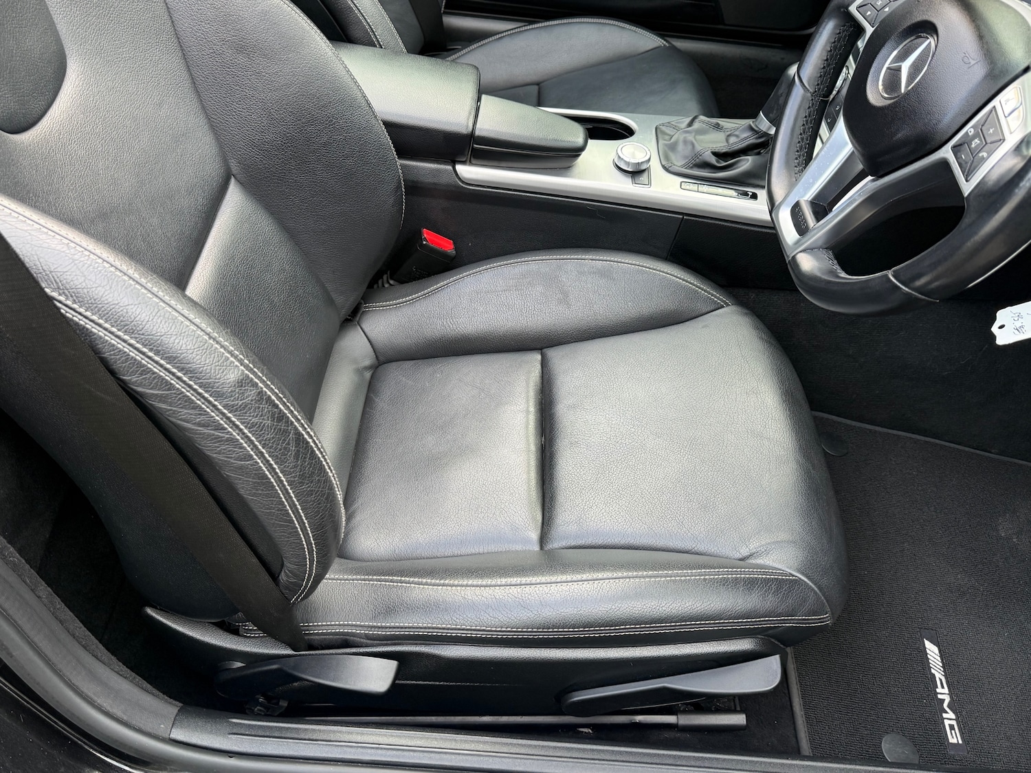 Used Mercedes-Benz SLK 2013 for sale - 77953800: Photo 29