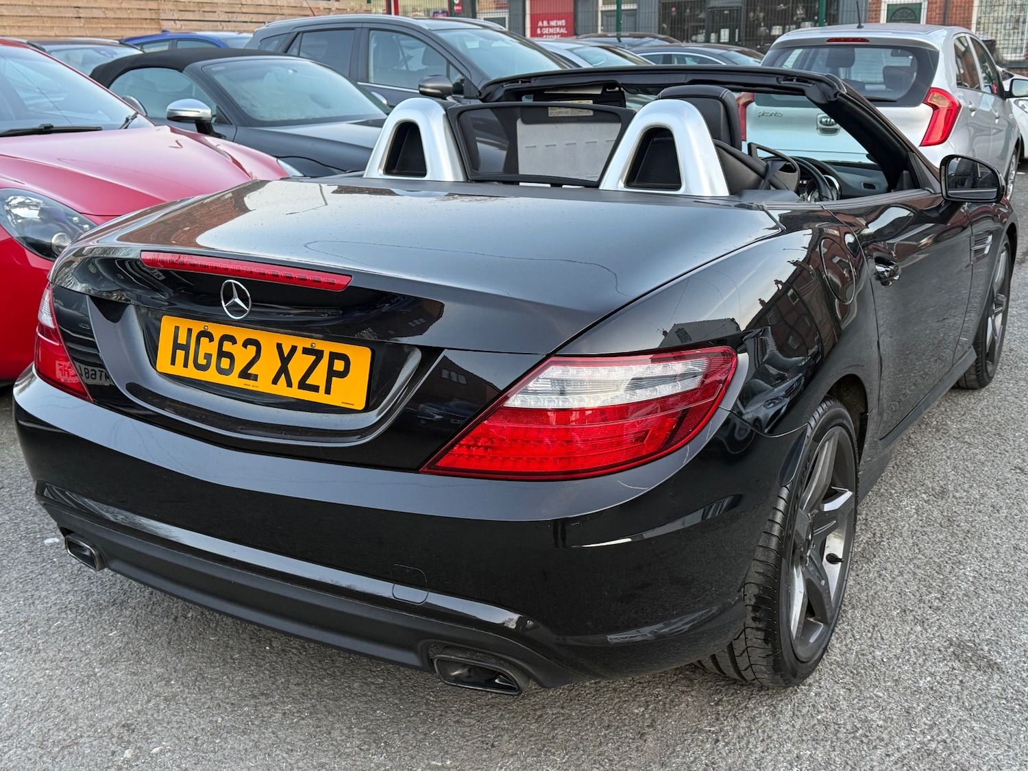 Used Mercedes-Benz SLK 2013 for sale - 77953800: Photo 3