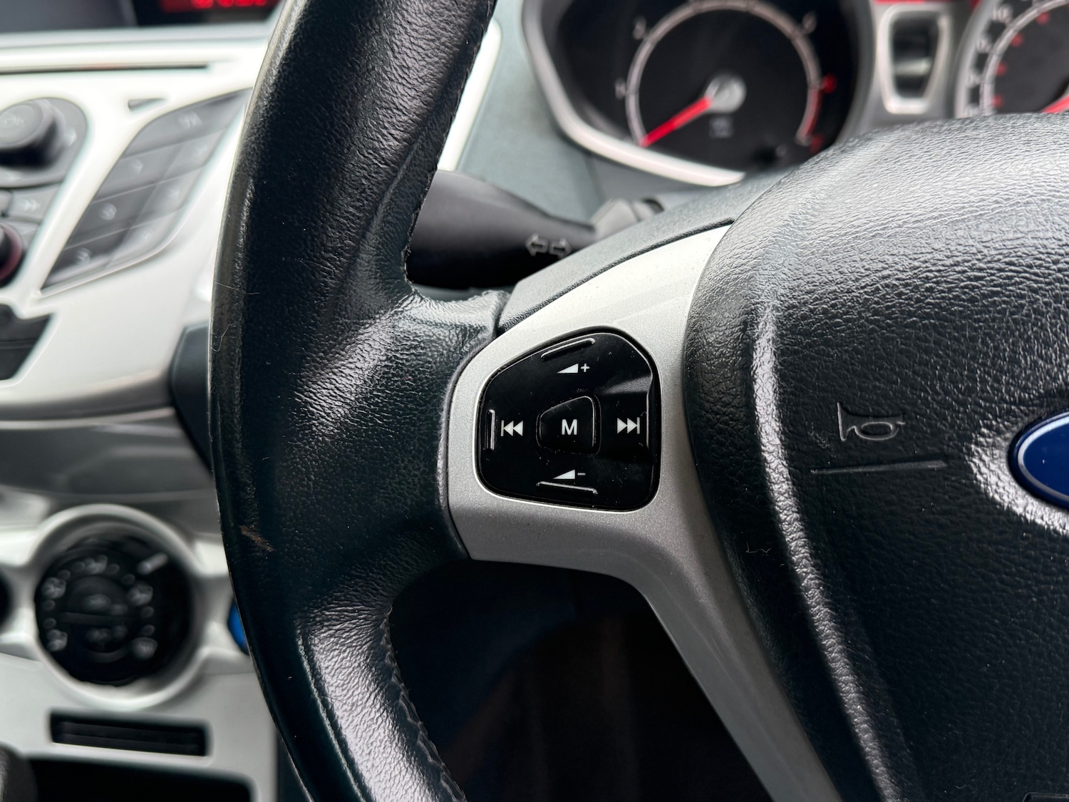 Used Ford Fiesta 2011 for sale - 77432869: Photo 20