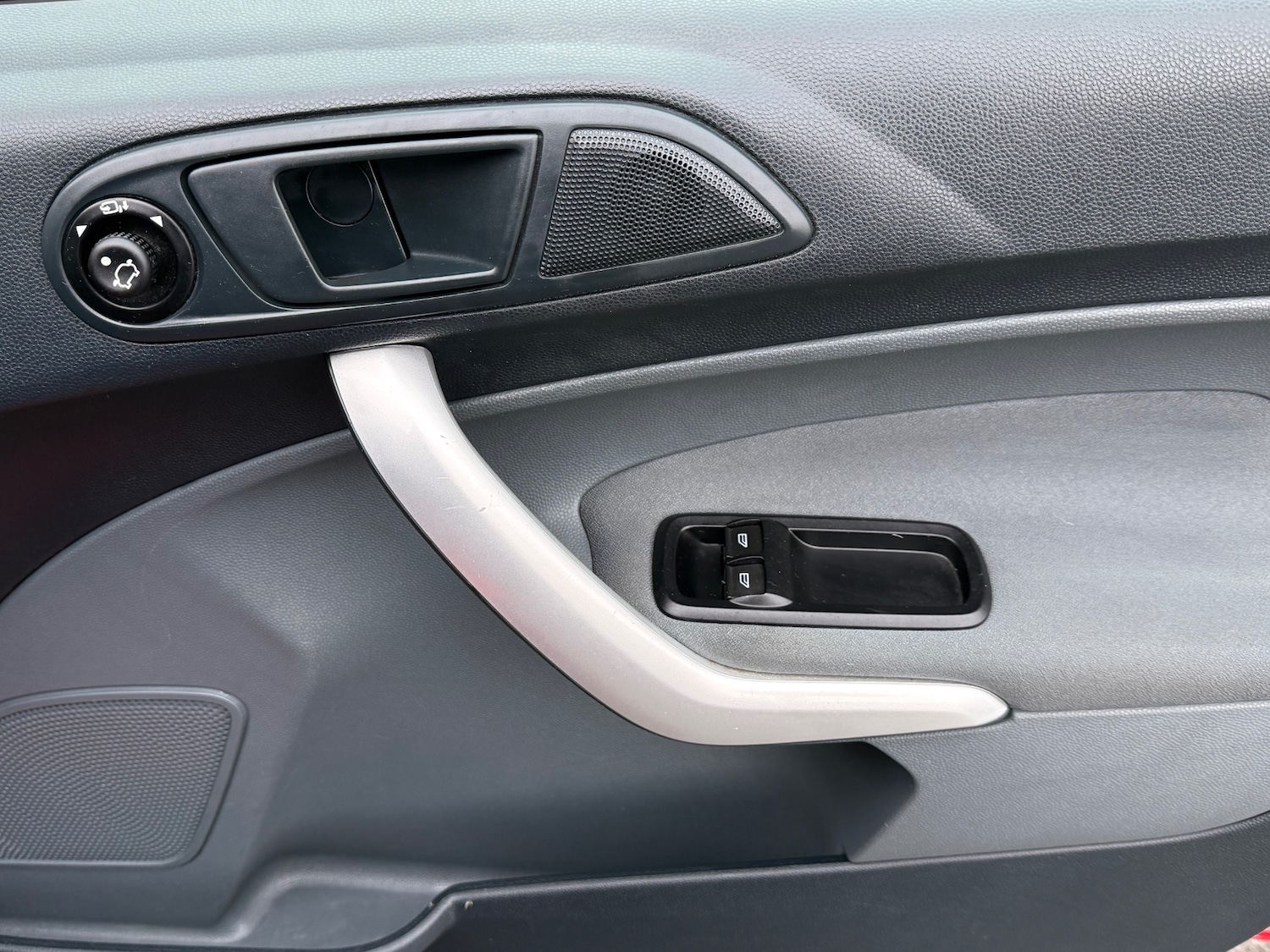 Used Ford Fiesta 2011 for sale - 77432869: Photo 26