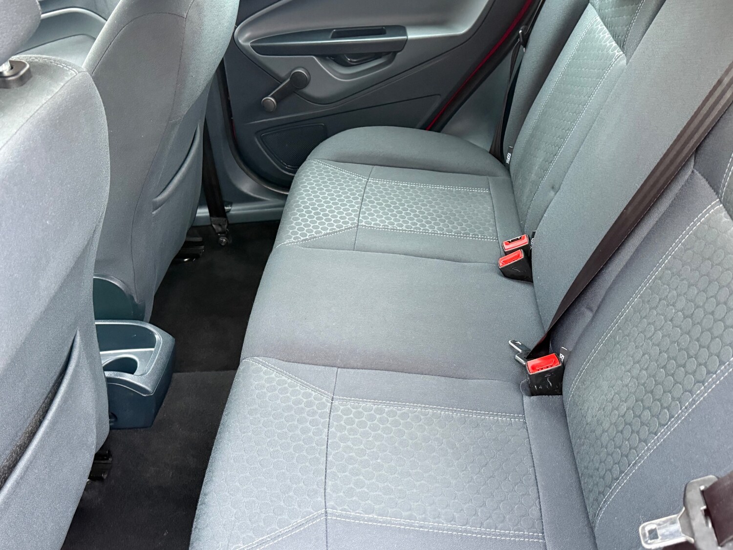 Used Ford Fiesta 2011 for sale - 77432869: Photo 31