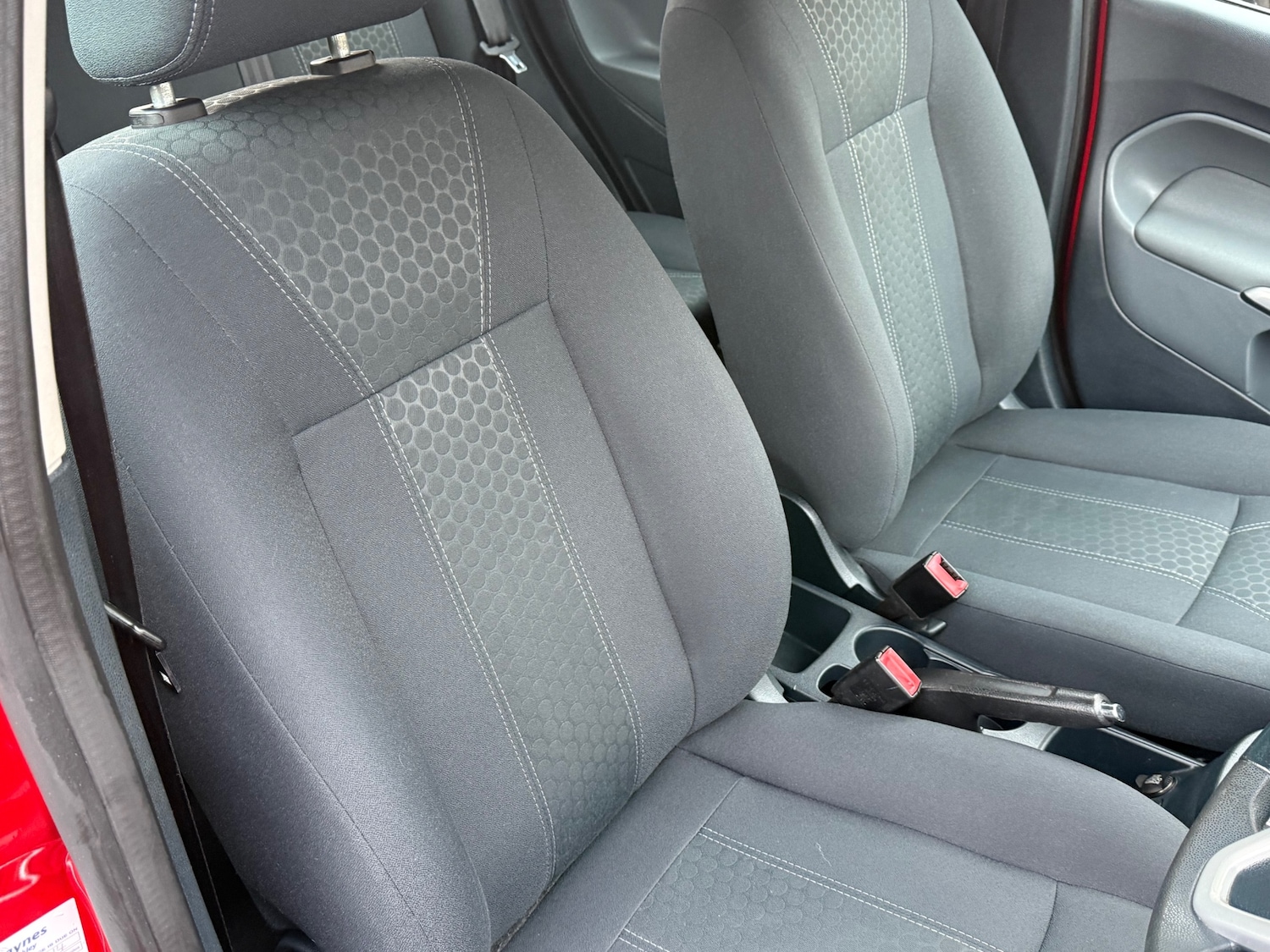 Used Ford Fiesta 2011 for sale - 77432869: Photo 7