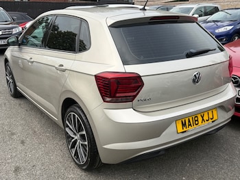 Used Volkswagen Polo 2018 for sale - 79048099: Photo