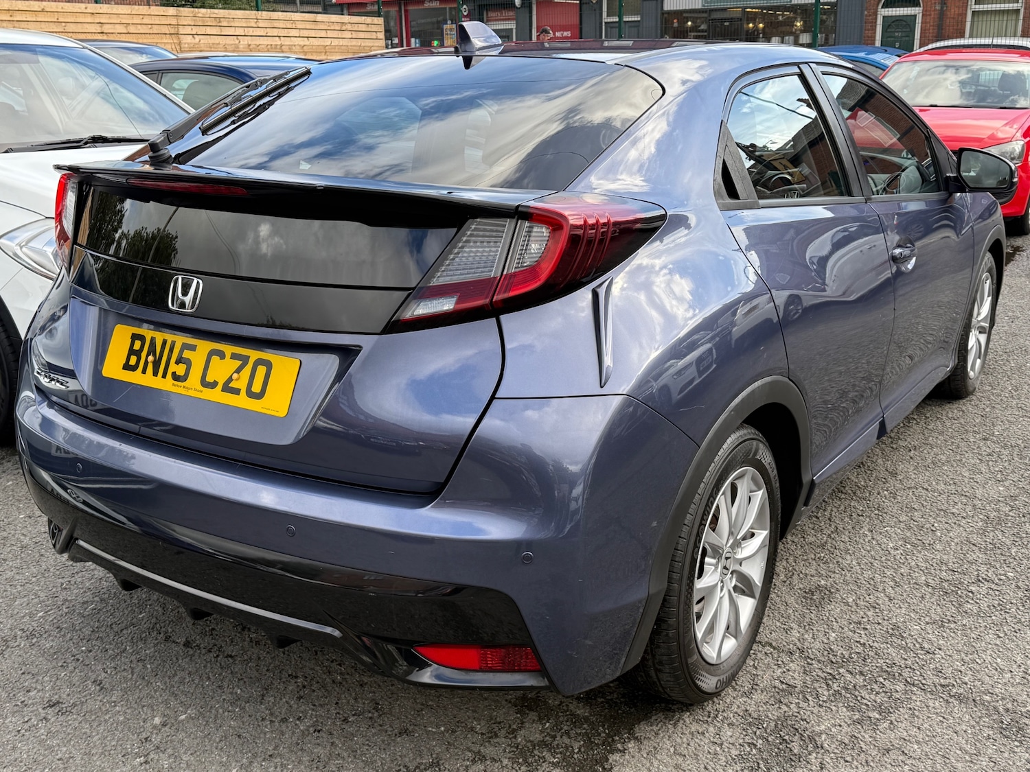 Used Honda Civic 2015 for sale - 75985589: Photo 3