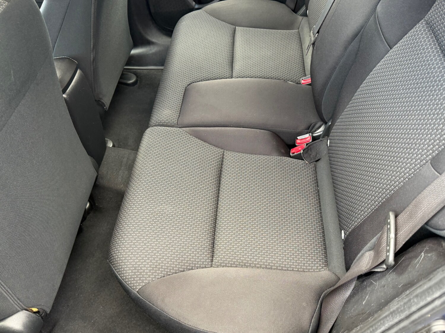 Used Honda Civic 2015 for sale - 75985589: Photo 32