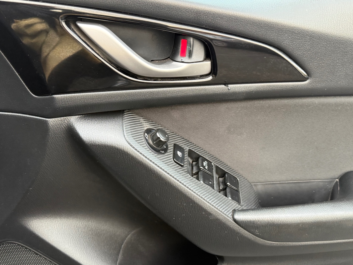 Used Mazda Mazda3 2015 for sale - 76625571: Photo 23