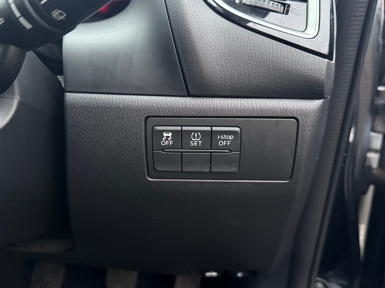 Used Mazda Mazda3 2015 for sale - 76479961: Photo 23