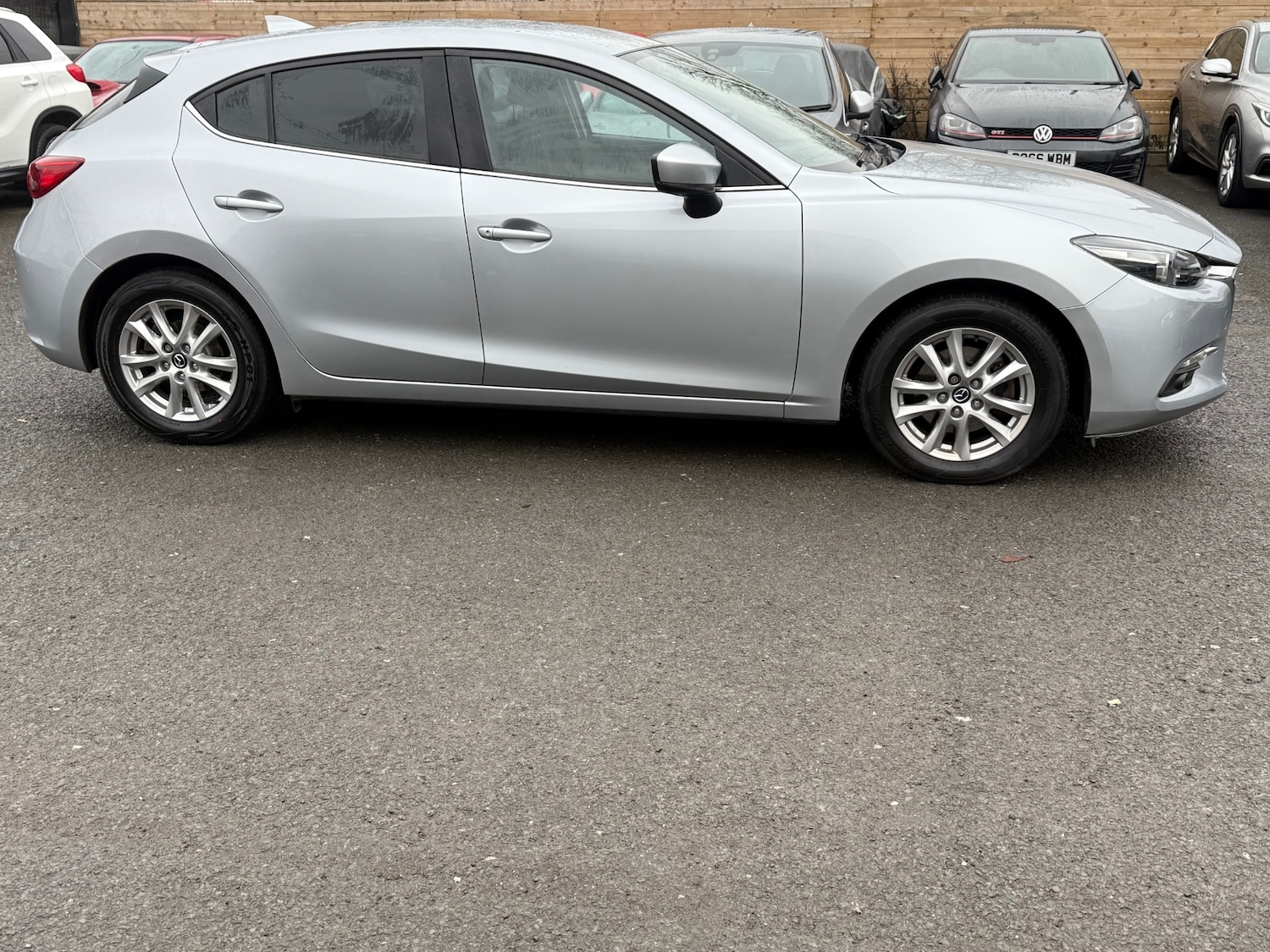 Used Mazda Mazda3 2017 for sale - 77136366: Photo 9