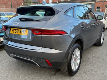Used Jaguar E-Pace 2018 for sale - 78841423: Photo