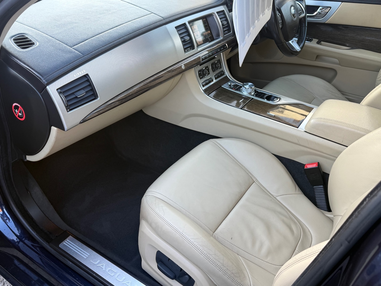 Used Jaguar XF 2015 for sale - 77048228: Photo 34