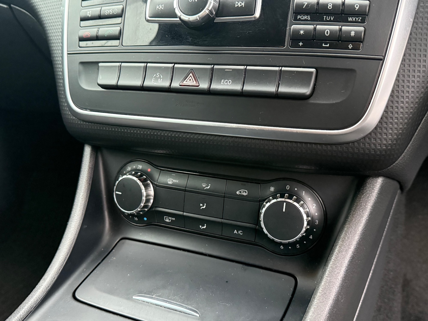 Used Mercedes-Benz A-Class 2014 for sale - 76545721: Photo 25