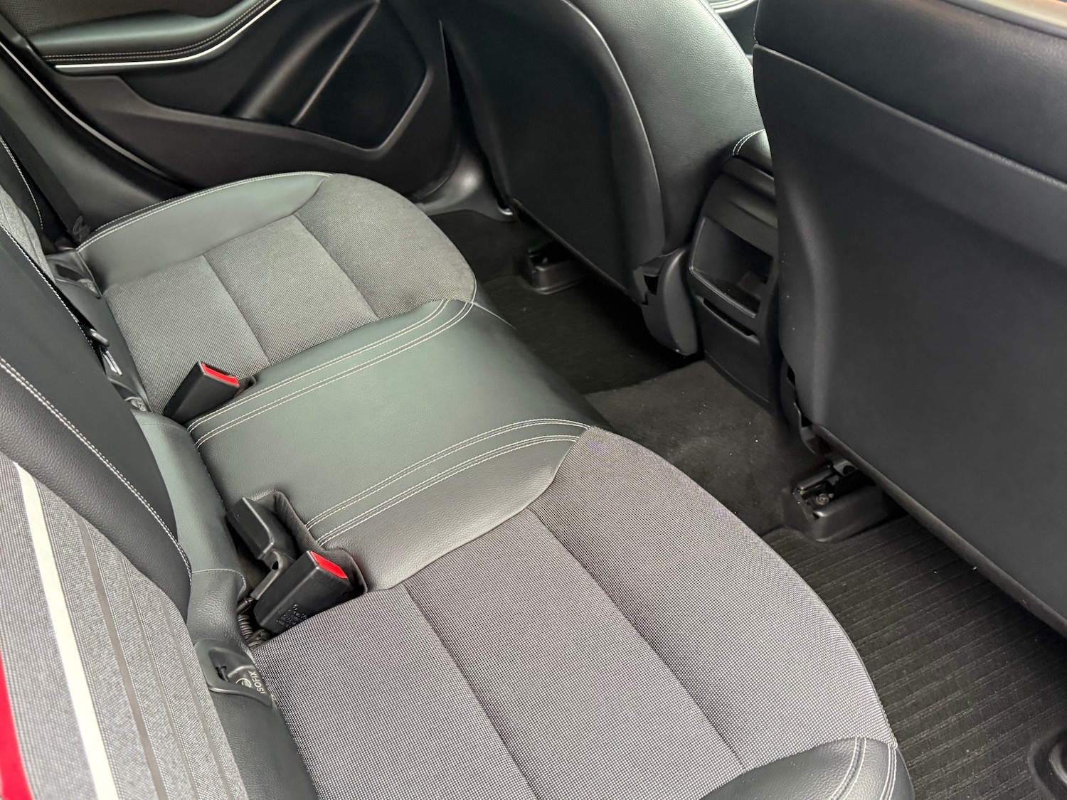 Used Mercedes-Benz A-Class 2014 for sale - 76545721: Photo 8