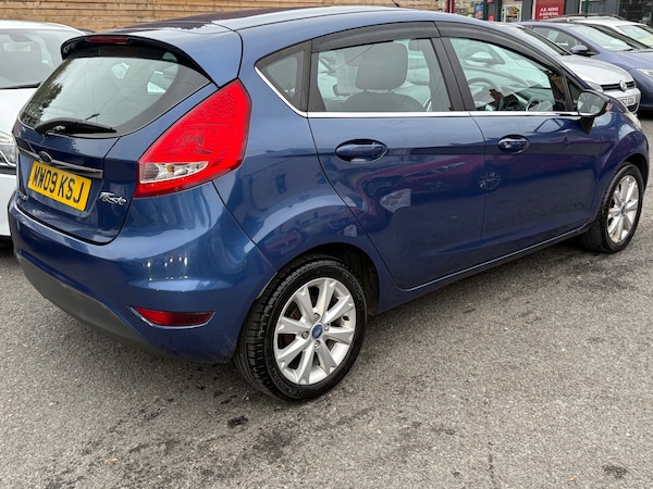 Used Ford Fiesta 2009 for sale - 76197960: Photo 11