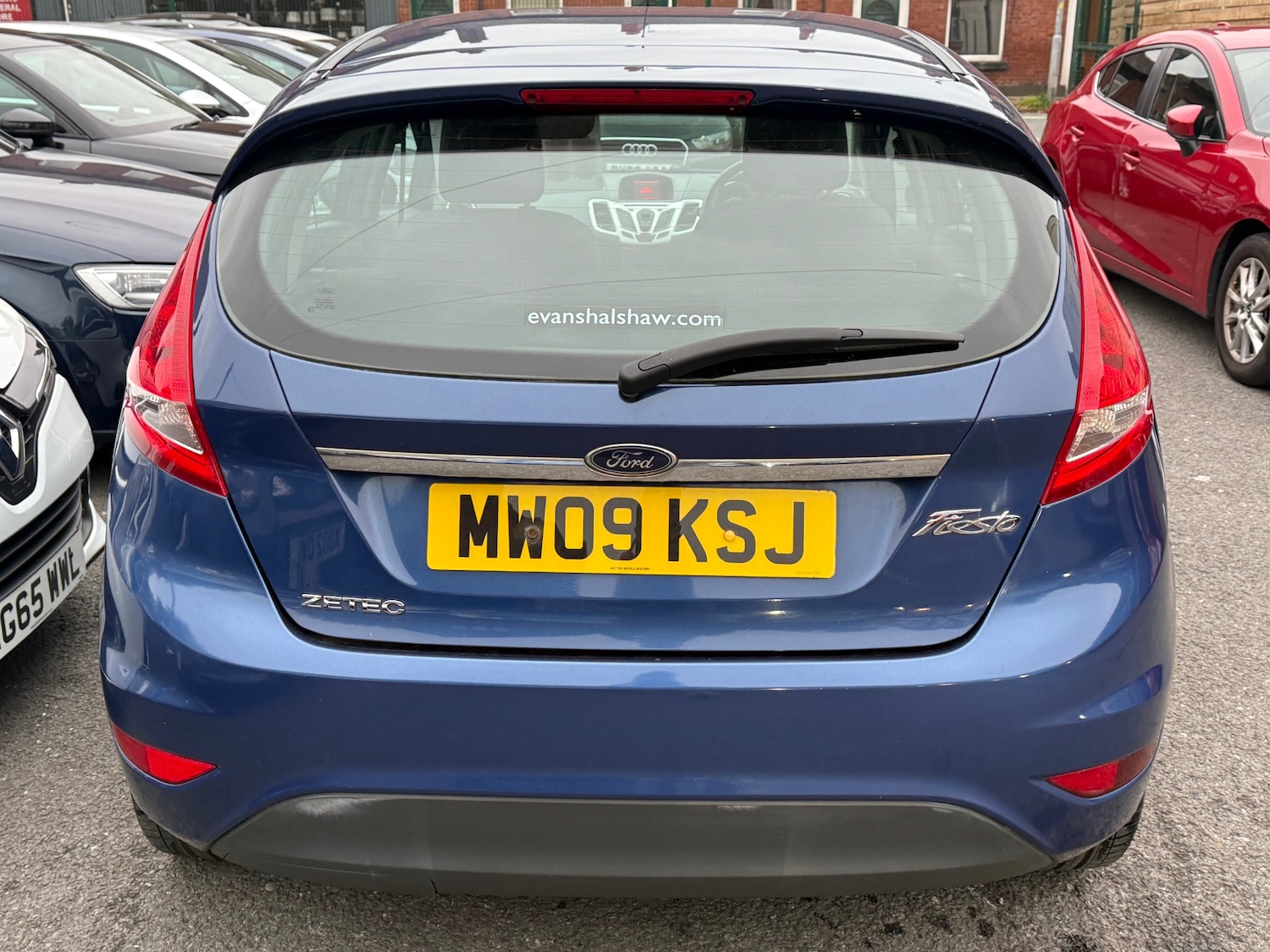 Used Ford Fiesta 2009 for sale - 76197960: Photo 14