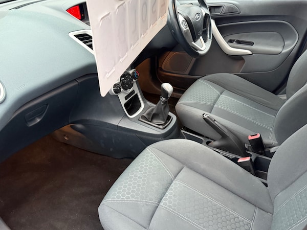 Used Ford Fiesta 2009 for sale - 76197960: Photo 27