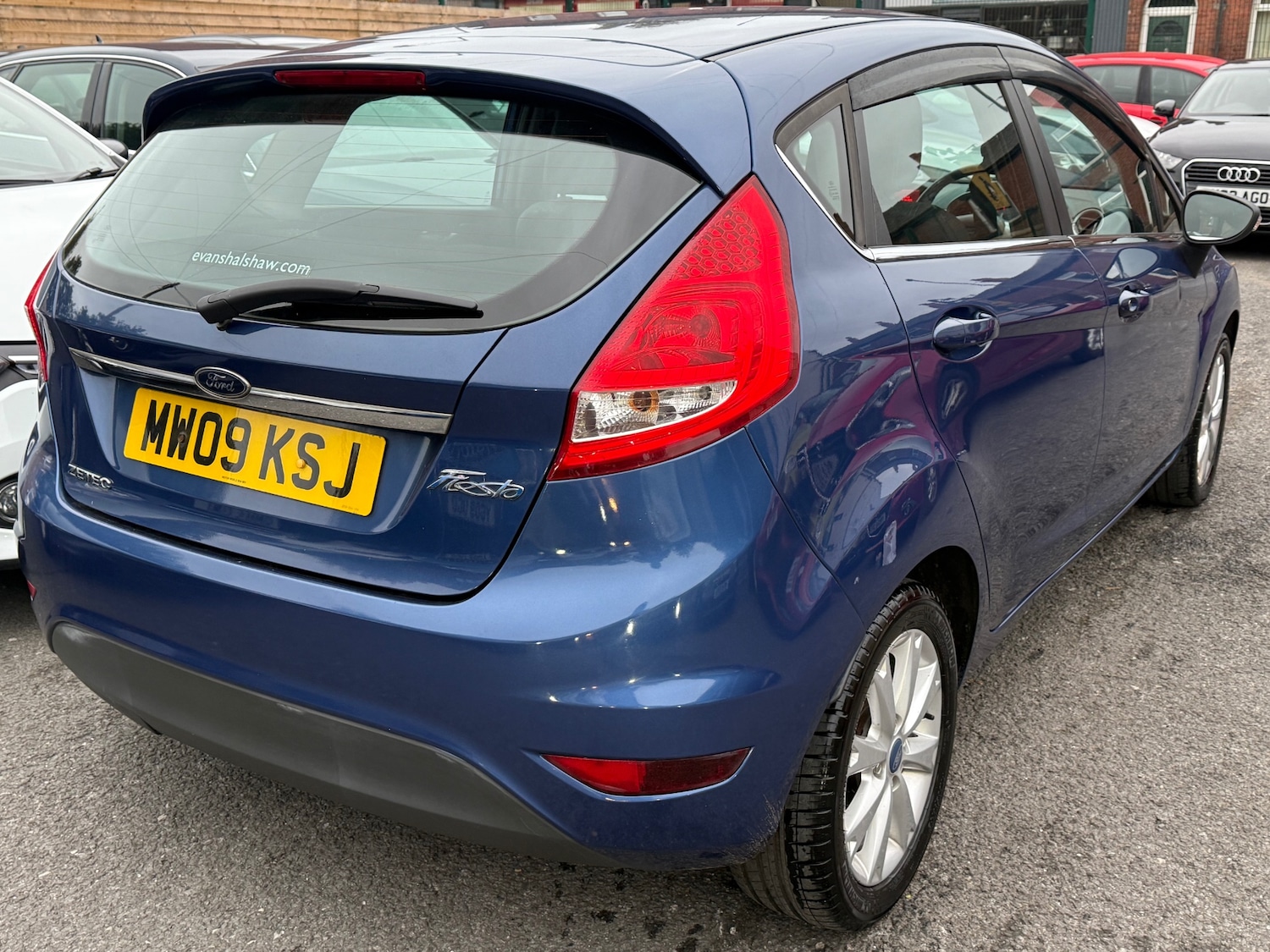 Used Ford Fiesta 2009 for sale - 76197960: Photo 3