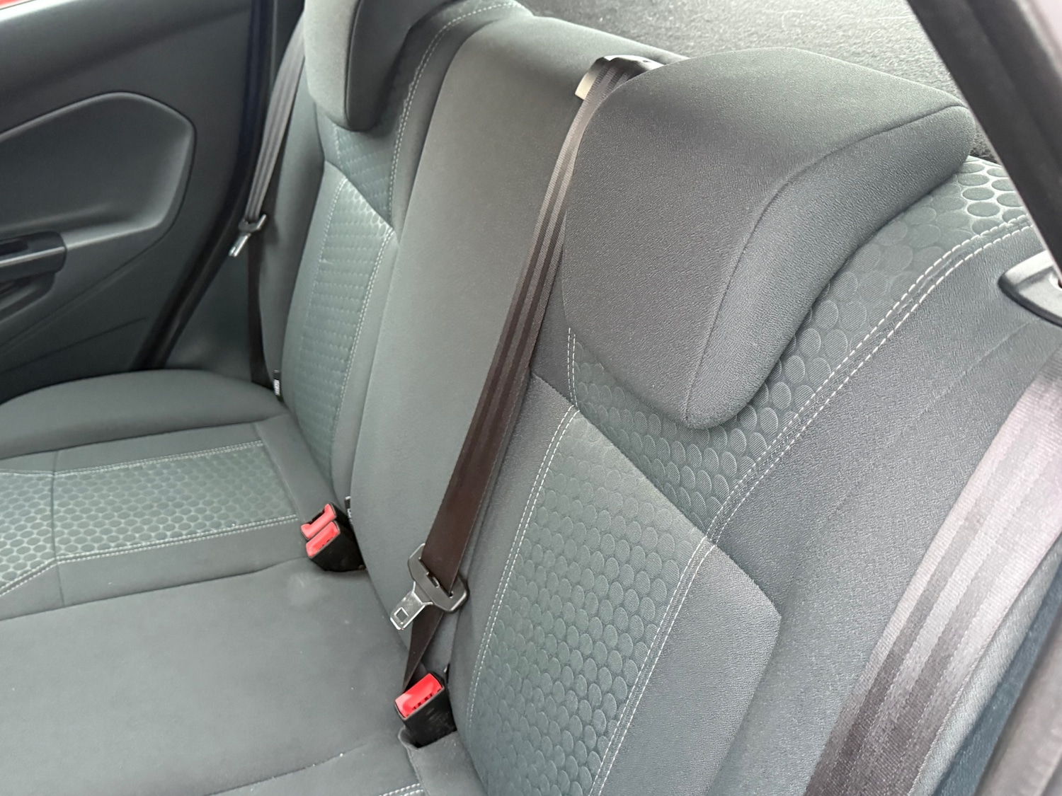 Used Ford Fiesta 2009 for sale - 76197960: Photo 32