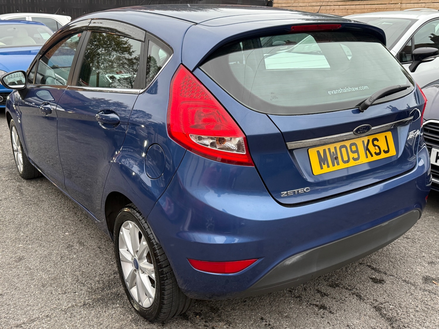 Used Ford Fiesta 2009 for sale - 76197960: Photo 4