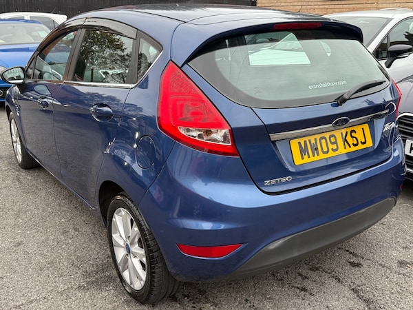 Used Ford Fiesta 2009 for sale - 76197960: Photo 4