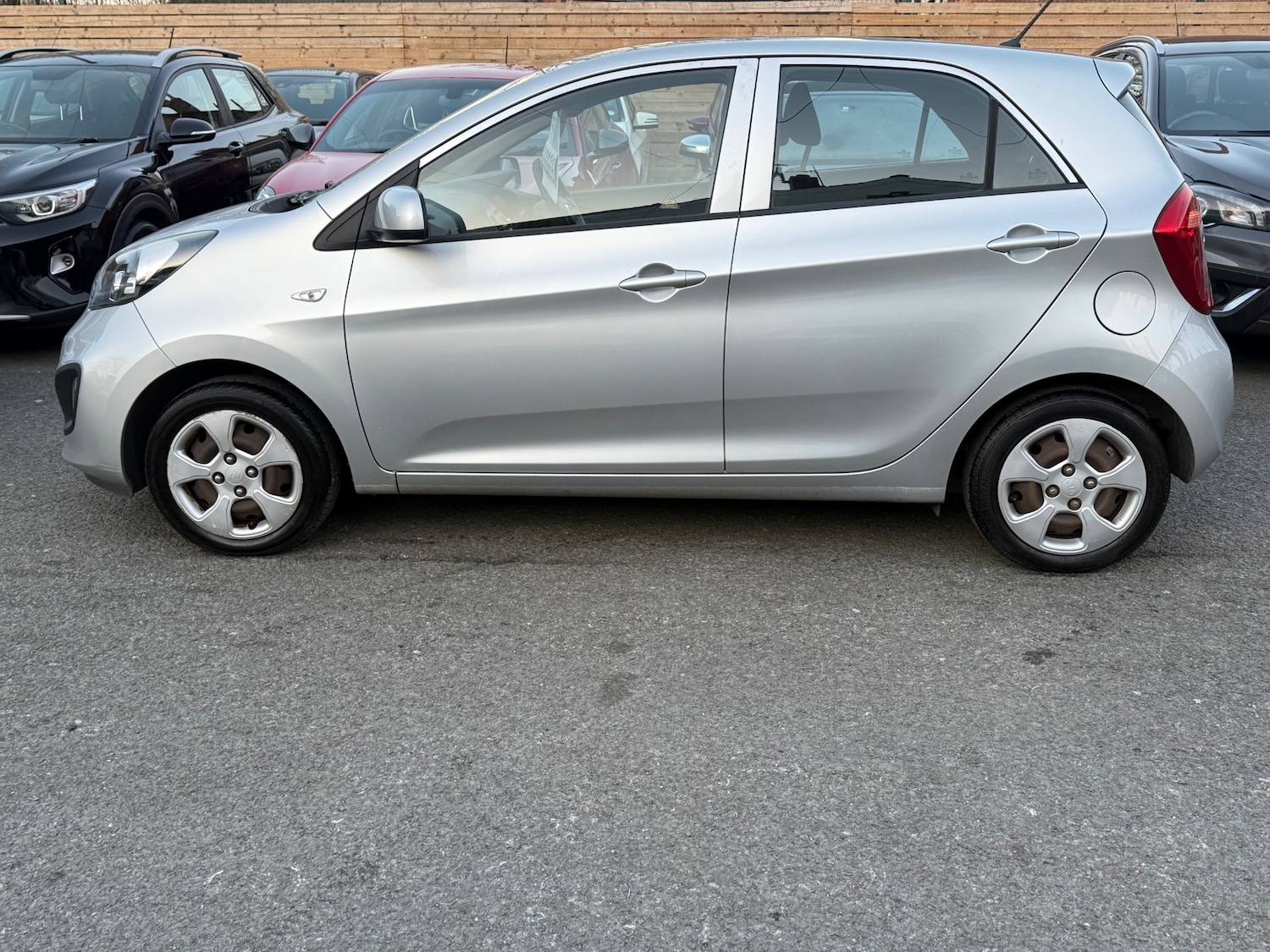 Used Kia Picanto 2012 for sale - 77953816: Photo 16