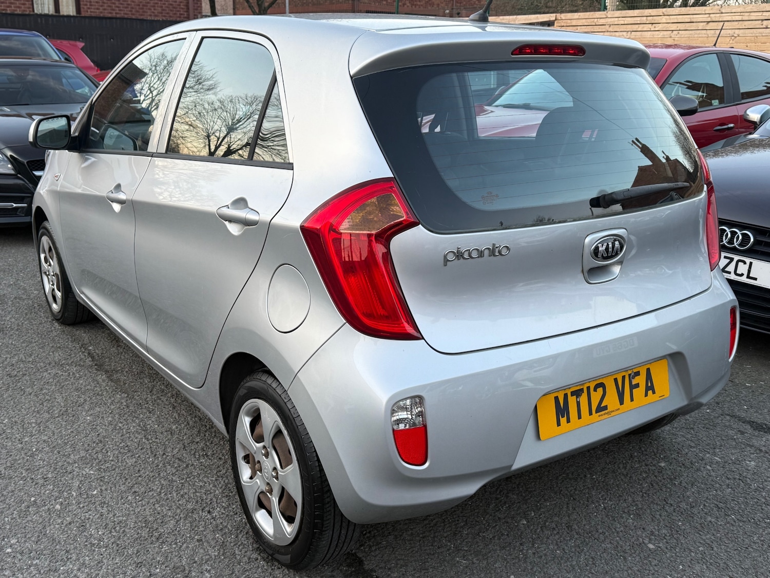 Used Kia Picanto 2012 for sale - 77953816: Photo 4