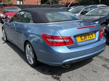 Used Mercedes-Benz E Class 2011 for sale - 79459361: Photo