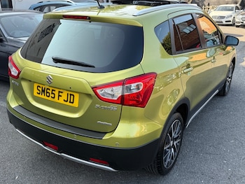 Used Suzuki SX4 S-Cross 2015 for sale - 75597765: Photo