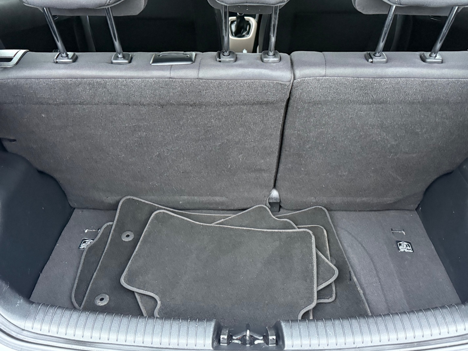 Used Hyundai i10 2015 for sale - 76545517: Photo 36