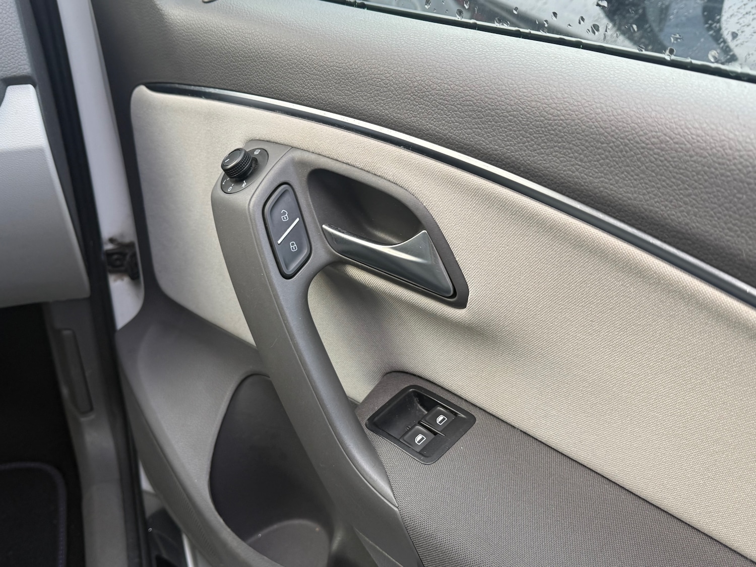 Used Volkswagen Polo 2015 for sale - 76780411: Photo 25