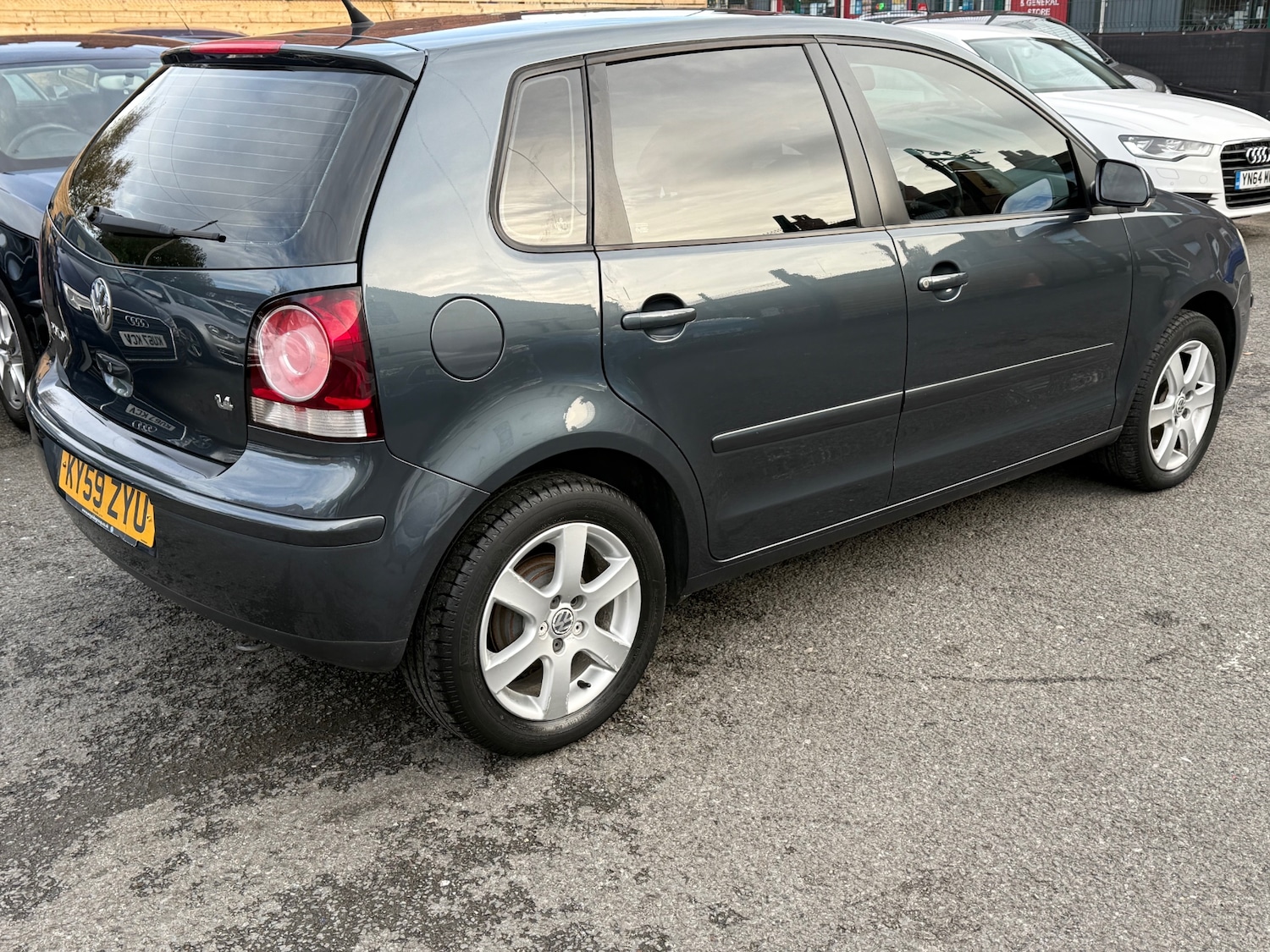 Used Volkswagen Polo 2009 for sale - 76355358: Photo 11
