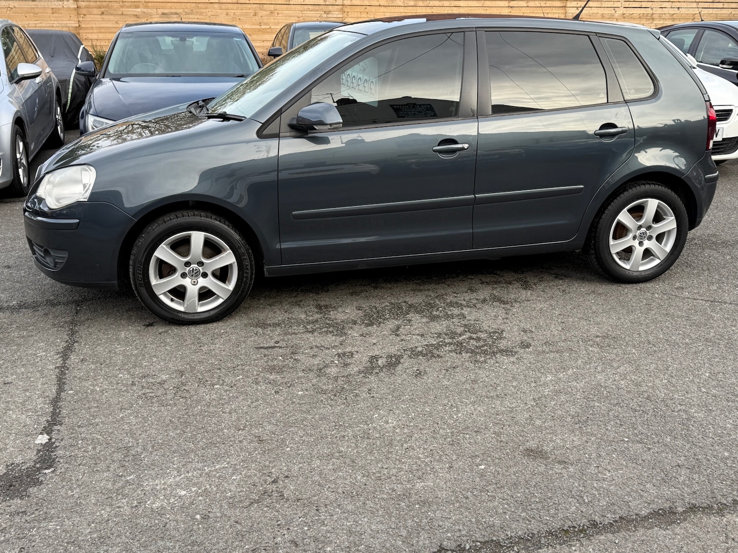 Used Volkswagen Polo 2009 for sale - 76355358: Photo 14
