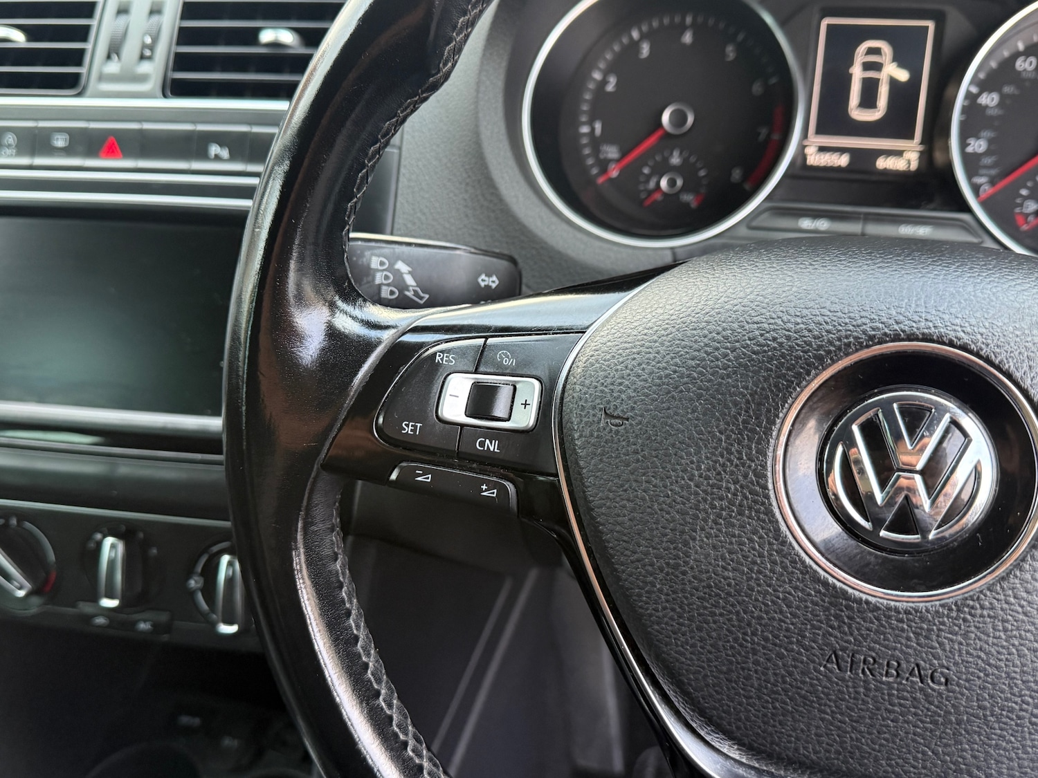 Used Volkswagen Polo 2016 for sale - 76736502: Photo 20