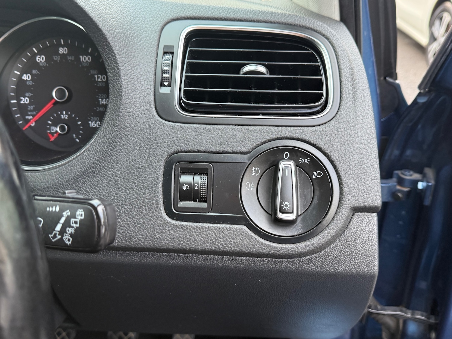 Used Volkswagen Polo 2016 for sale - 76736502: Photo 22