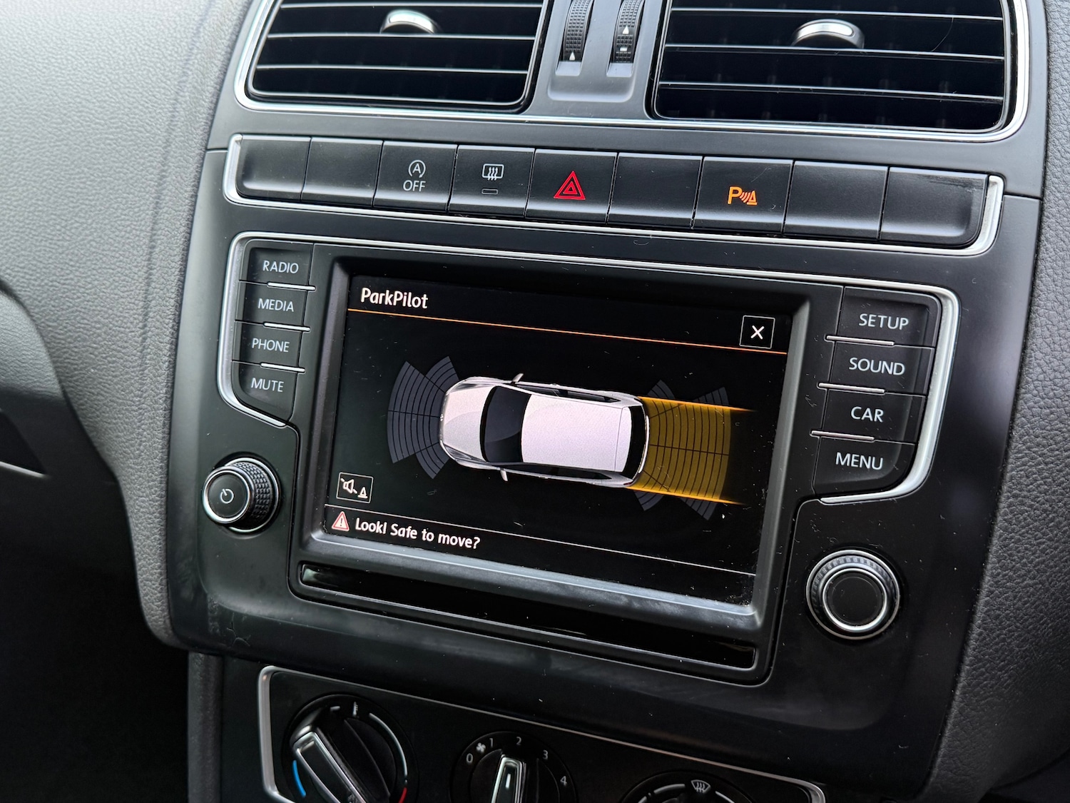 Used Volkswagen Polo 2016 for sale - 76736502: Photo 23