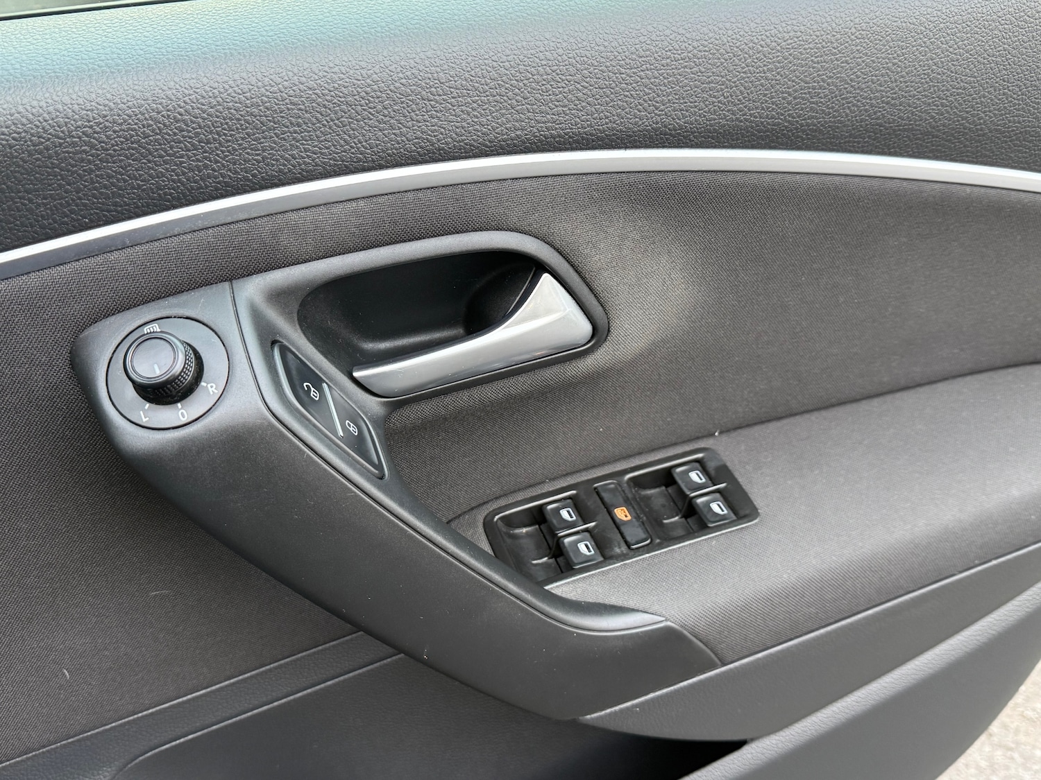 Used Volkswagen Polo 2016 for sale - 76736502: Photo 29