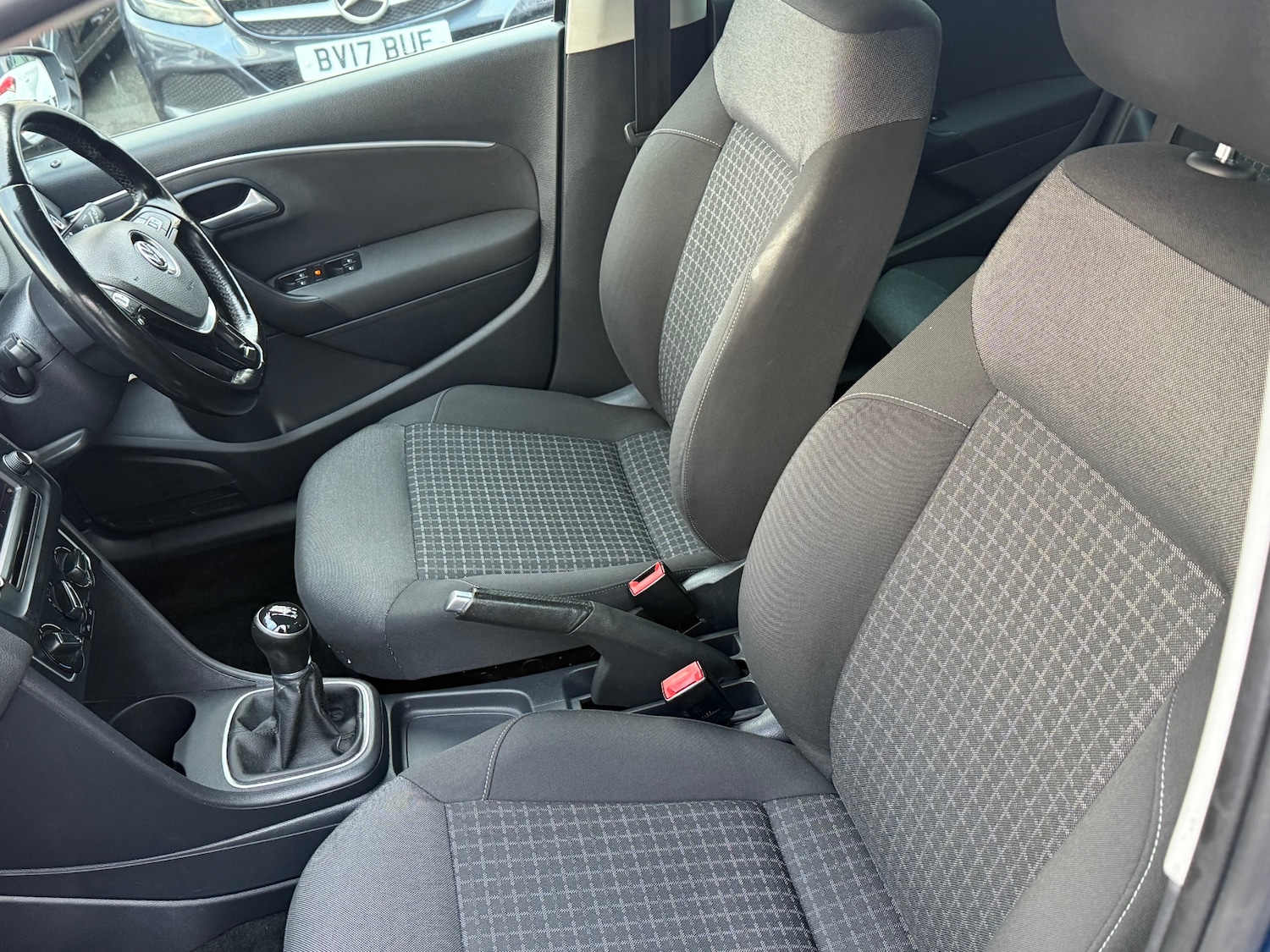 Used Volkswagen Polo 2016 for sale - 76736502: Photo 7