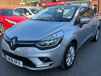 Used Renault Clio 2018 for sale - 78462401: Photo