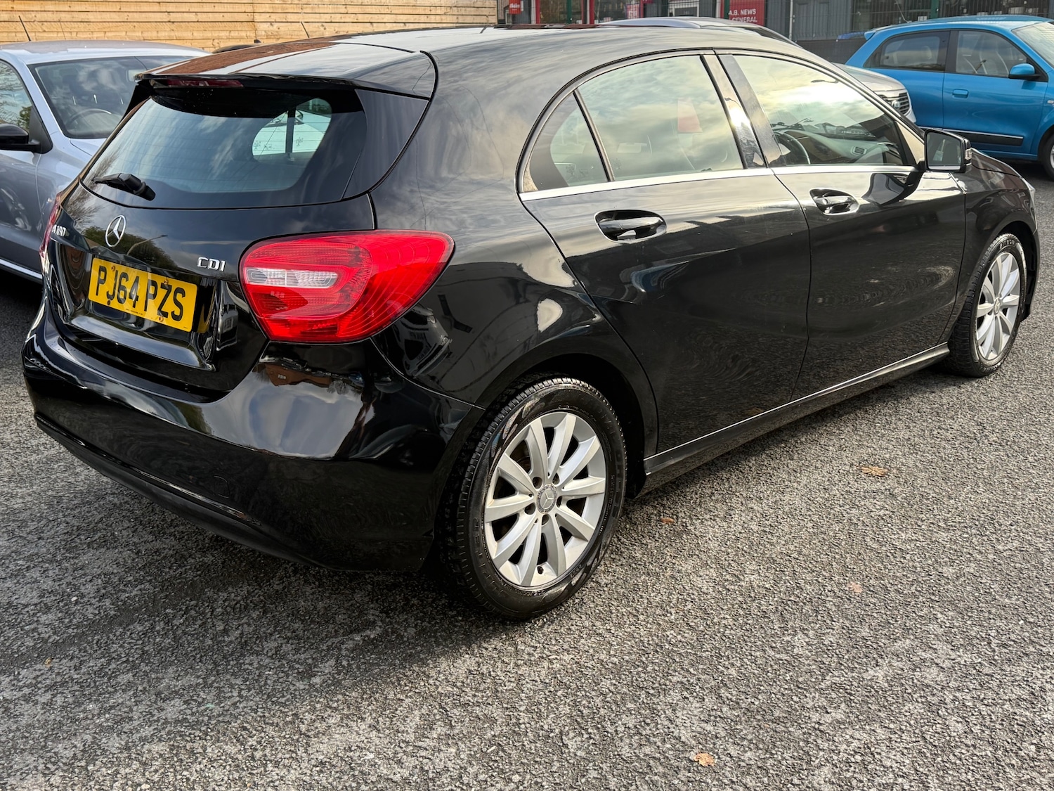 Used Mercedes-Benz A-Class 2014 for sale - 76492036: Photo 11