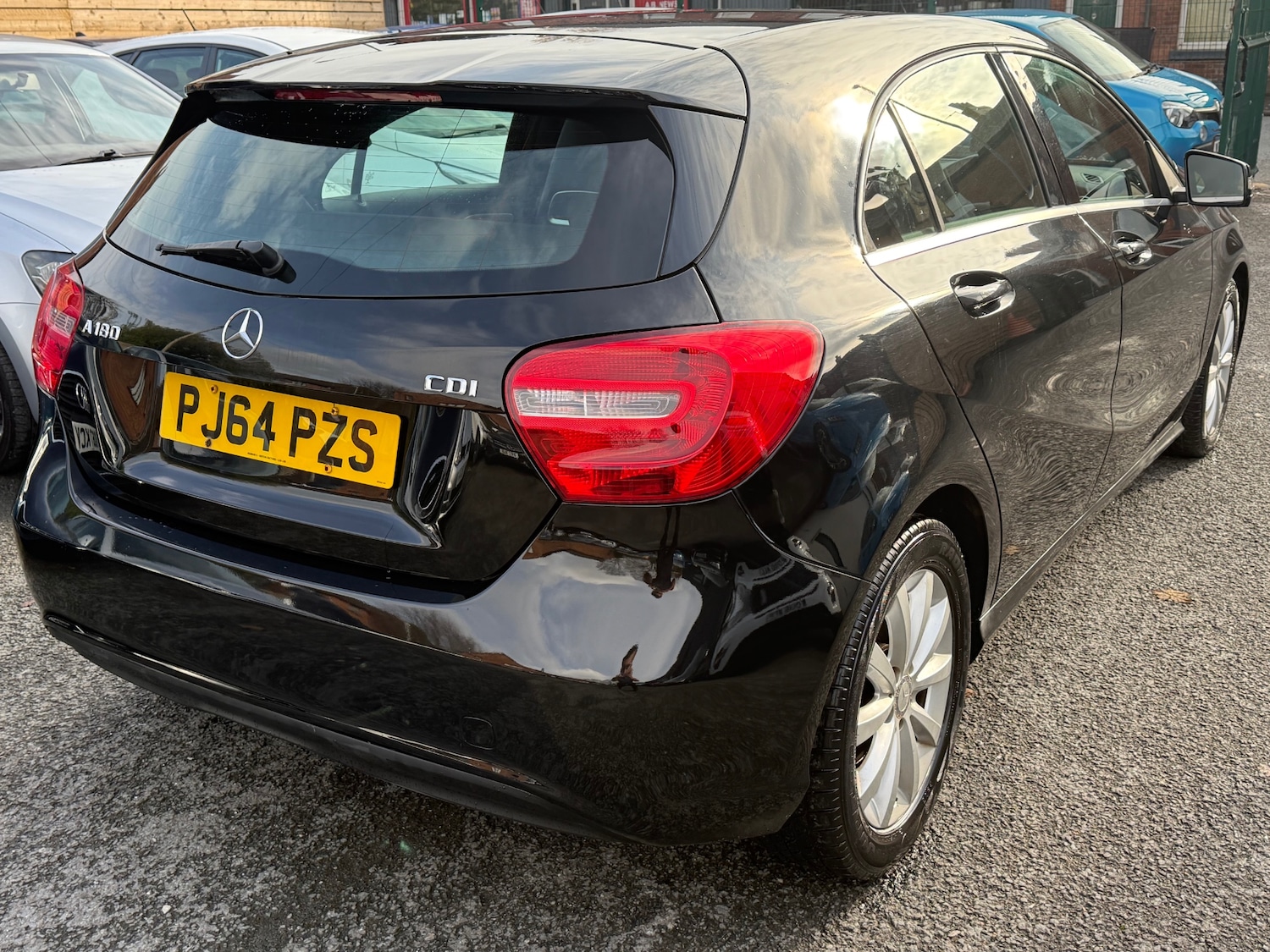 Used Mercedes-Benz A-Class 2014 for sale - 76492036: Photo 3