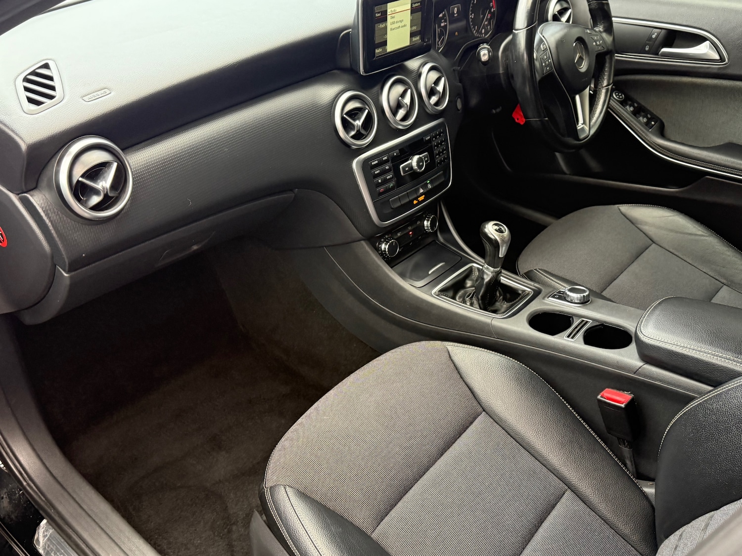 Used Mercedes-Benz A-Class 2014 for sale - 76492036: Photo 33