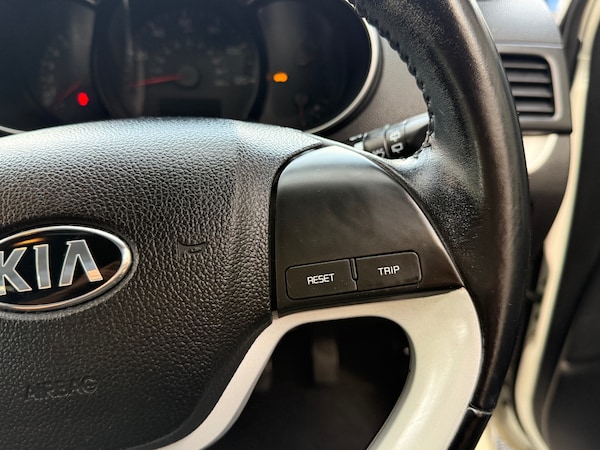 Used Kia Picanto 2016 for sale - 76119529: Photo 16