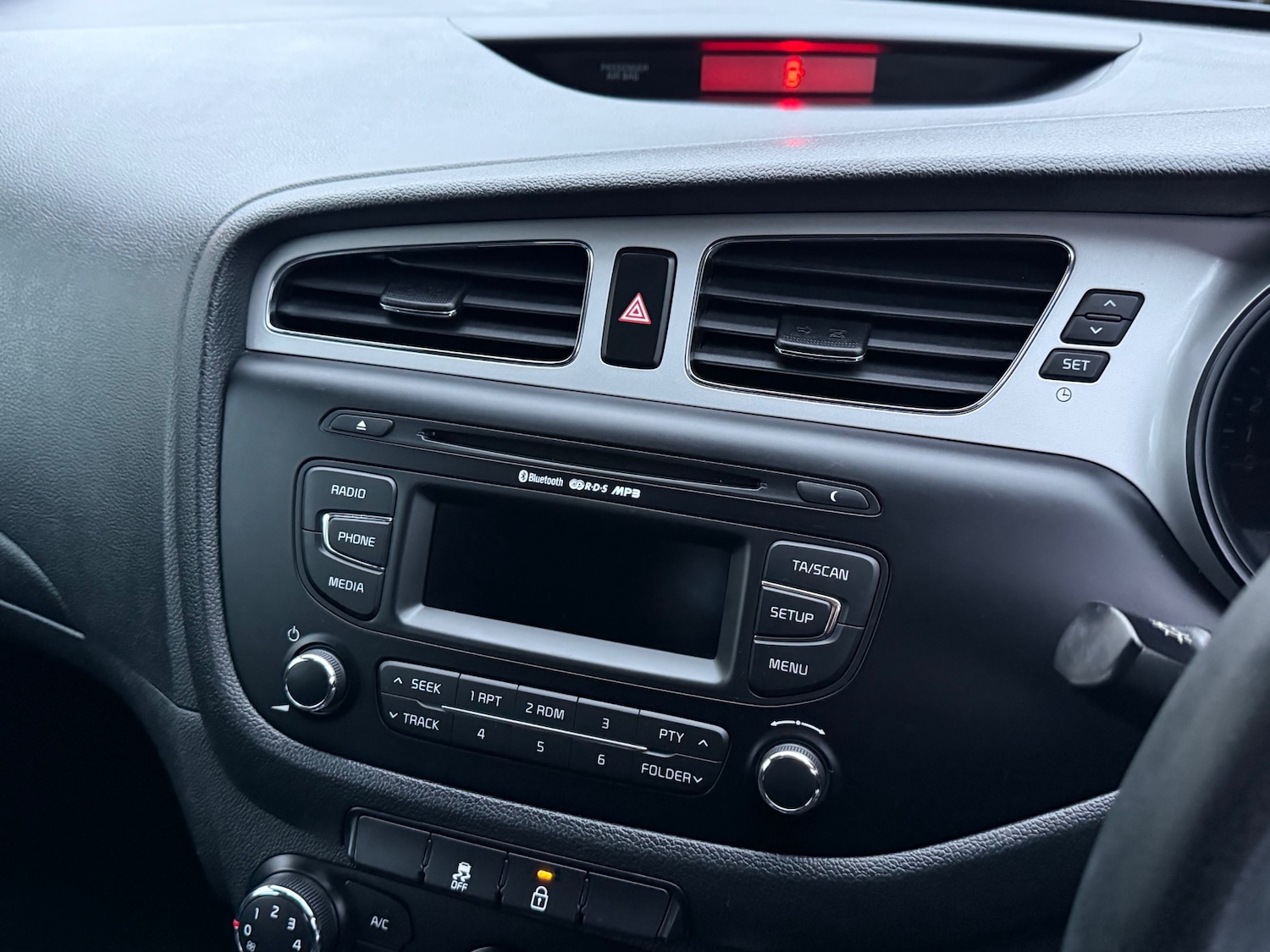 Used Kia Ceed 2015 for sale - 76468820: Photo 22