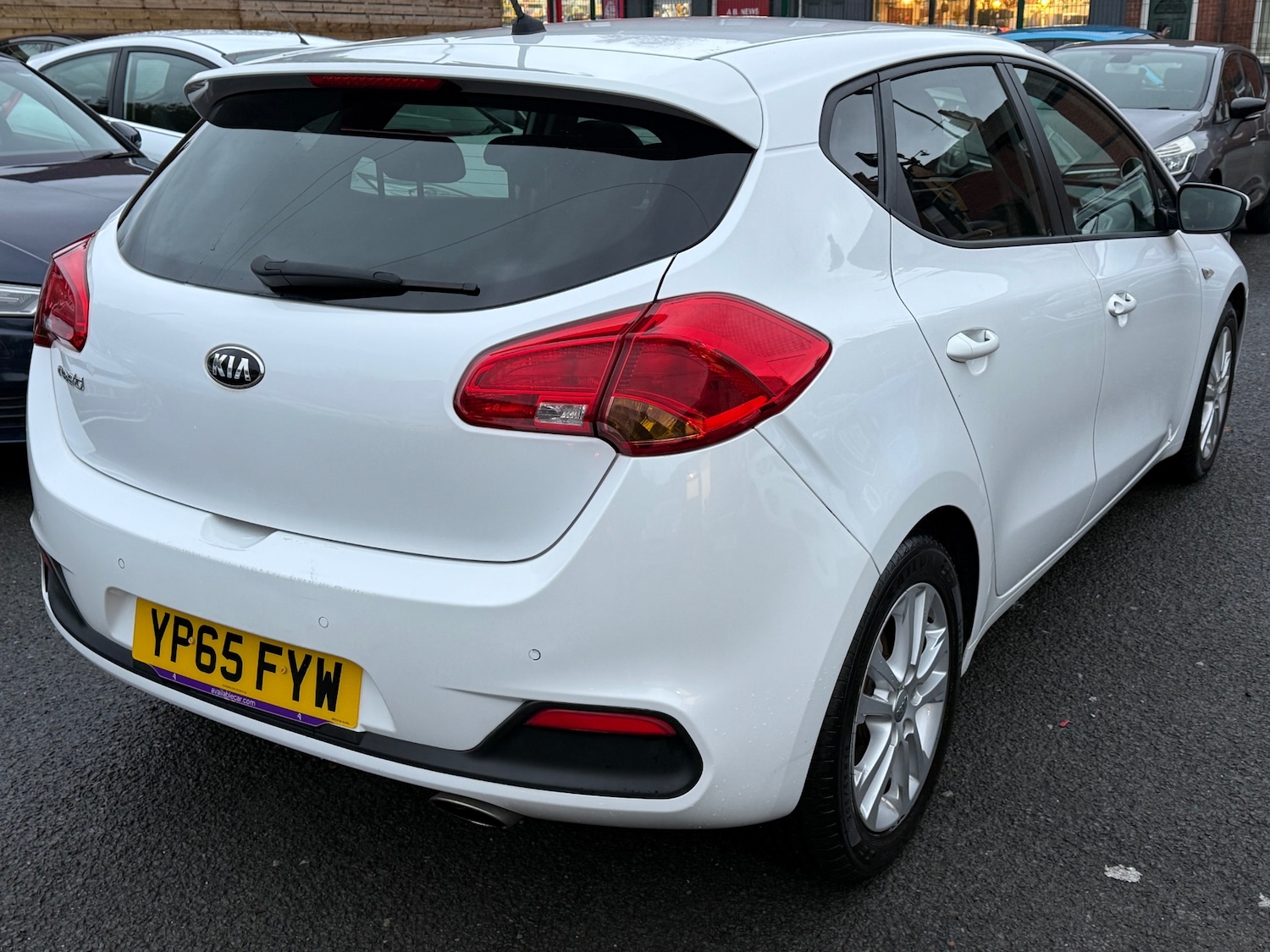 Used Kia Ceed 2015 for sale - 76468820: Photo 3