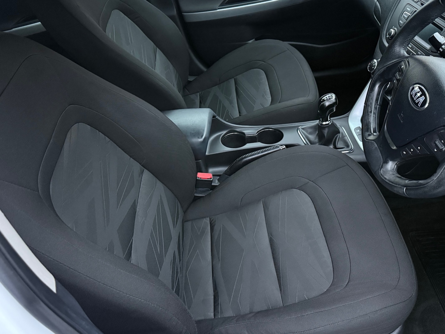 Used Kia Ceed 2015 for sale - 76468820: Photo 30