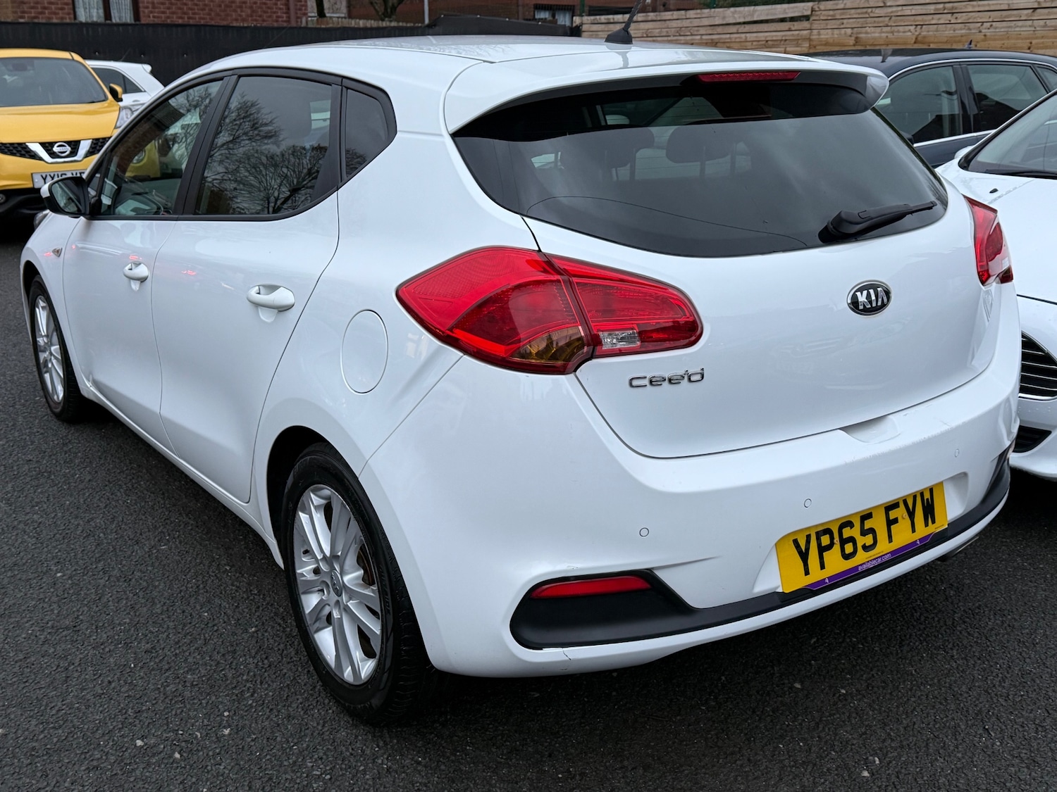 Used Kia Ceed 2015 for sale - 76468820: Photo 4