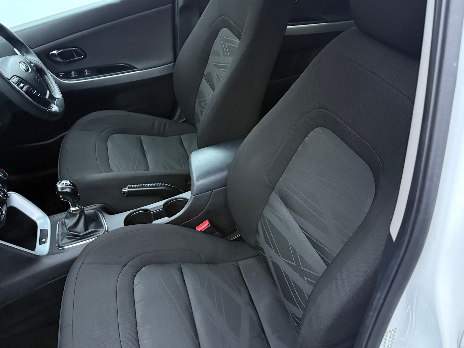 Used Kia Ceed 2015 for sale - 76468820: Photo 7