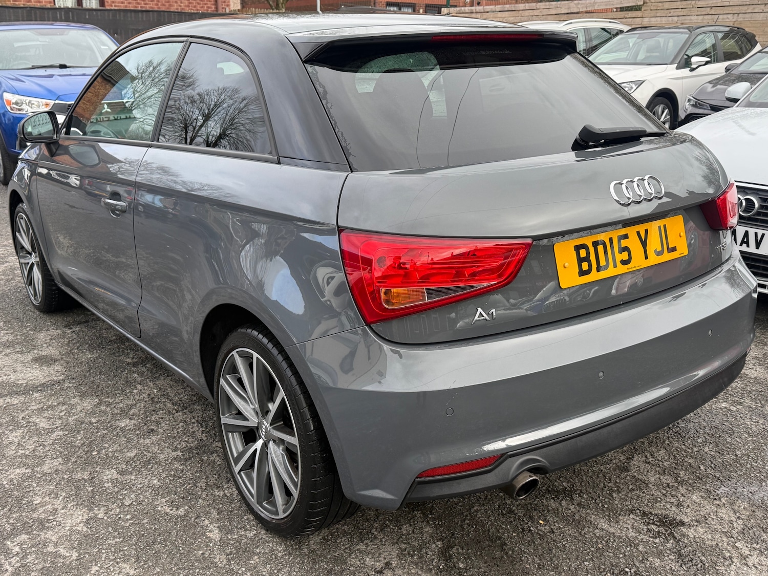 Used Audi A1 2015 for sale - 77820945: Photo 4