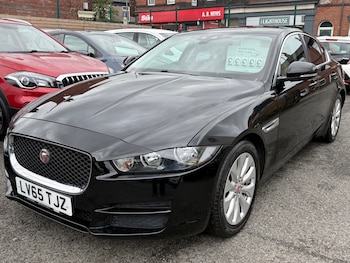 Used Jaguar XE 2015 for sale - 78779199: Photo